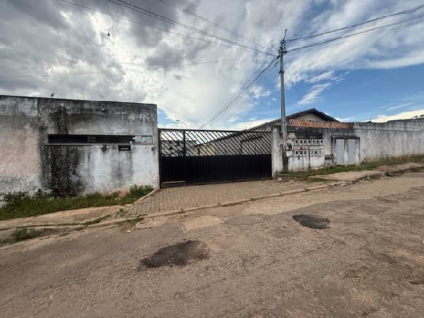 Casa em Luziânia, Chacaras Marajoara, Rua Leblon, N. Sn, Cs 02, Qd 03, Lt 14, Gleba A, GO. Área: 57.76m2