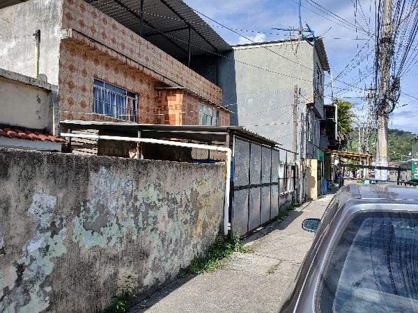 Apartamento em São Gonçalo, Engenho Pequeno, Rua Waldir Dos Santos, N. 705-Ap, Apto 201, ., RJ. Área: 70m2
