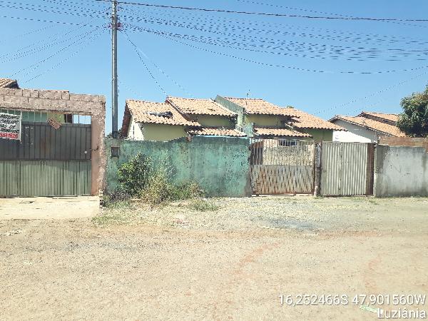 Casa em Luziânia, Parque Estrela Dalva Ii, Qd 125, N. Sn, Lt 01c R Carlos Jose Da Rocha Cs 01, GO. Área: 57.61m2