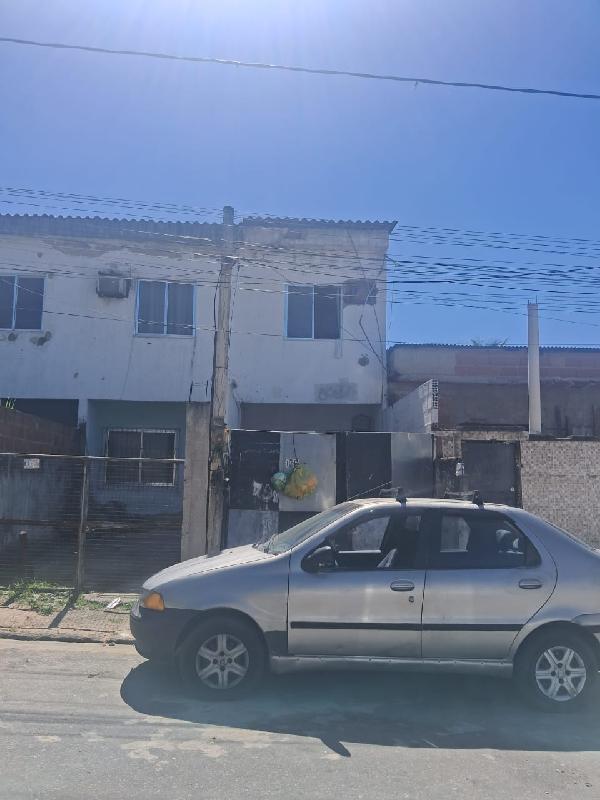 Casa em Belford Roxo, Maringa, Rua Marabu, N. 106, Qd 05 Lt 07, RJ. Área: 72m2
