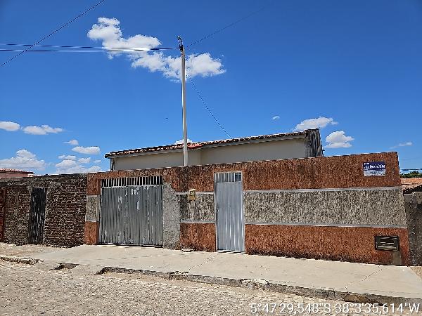 Casa em Rodolfo Fernandes, Centro, Rua Joana Darc De Queiroz, N. 248,, RN. Área: 74.64m2