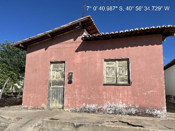 Casa em Alagoinha do Piauí, Sao Jose, Rua Ana Paturi, N. 105, ., PI. Área: 60m2