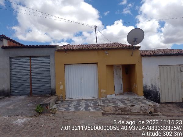 Casa em Alagoinha do Piauí, Centro, Rua Rua Sergio Fialho, N. 180, PI. Área: 70m2