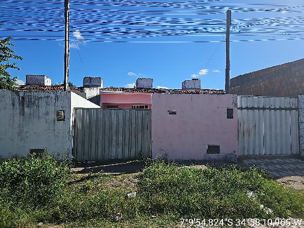 Casa em Santa Rita, Santa Rita, Rua Projetada, N. 353, Lt N A-1f, Qd 04, PB. Área: 62m2