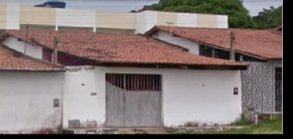 Casa em São Gonçalo do Amarante, Santa Terezinha, Rua Maria Inacia Aguiar, N. 454, Qd 13, Lt 14 B, RN. Área: 55.8m2