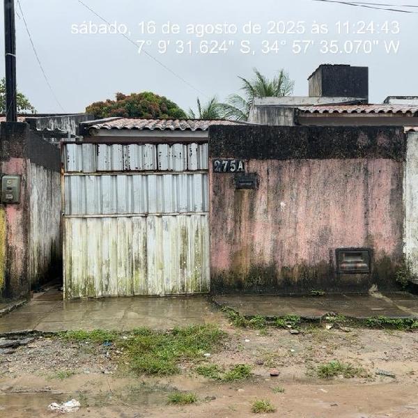 Casa em Santa Rita, Planalto Tibiri Ii, Rua Vice Prefeito Milton Ferraz, N. 275, Casa A, Quadra 12c Lote 45-A, PB. Área: 63.24m2