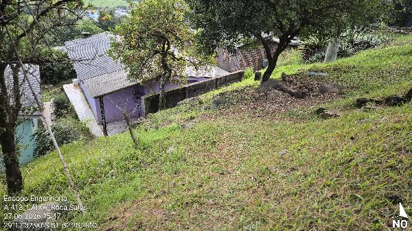 Casa em Roca Sales, Centro, Rua Jose Brock, N. 645, Lt 21 Qd 177, RS. Área: 79.95m2