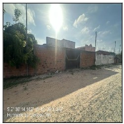 Casa em Humberto de Campos, Centro, Rua 06, N. 23, Lt 23 Qd 11, MA. Área: 52.92m2