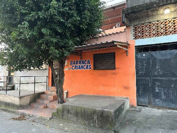 Casa em Nova Iguaçu, Marapicu, Rua Um, N. S/N, Quadra 01 Lote 10, RJ. Área: 53.7m2