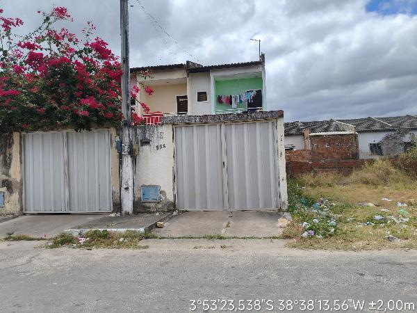 Casa em Maracanaú, Furna Da Onca, Rua H, N. 35a, Cs 35a Duplex, Lt 04, Qd 04, CE. Área: 74.01m2