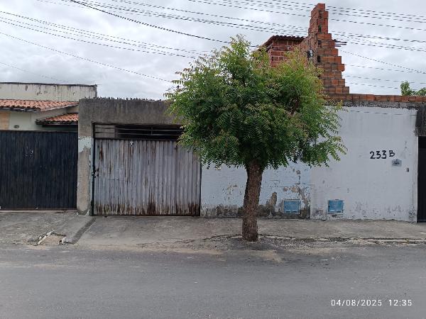 Casa em Horizonte, Vertente, Rua Espanha, N. 233a,, CE. Área: 53.14m2