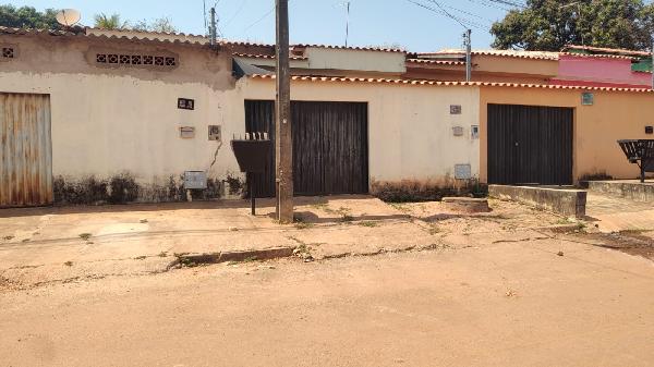 Casa em Santo Antônio do Descoberto, Parque Estrela Dalva Xii, Quadra 13, N. Sn, Lt 09c, GO. Área: 90m2