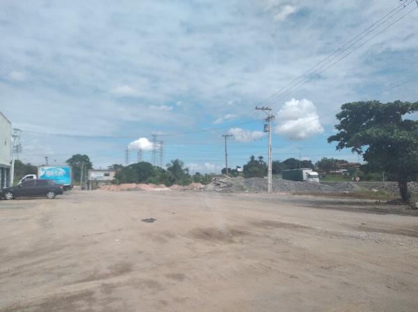 Apartamento em São Gonçalo, Bom Retiro, Rua Laurindo Rabelo, N. 998, Apto 201, Casa 01, RJ. Área: 51.27m2