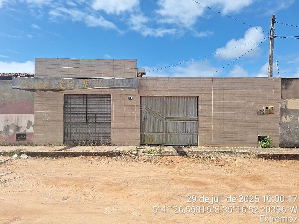 Casa em Extremoz, Moinho, Avenida Robson Barboza De Paiva, N. Sn, Lt 10, RN. Área: 65.38m2