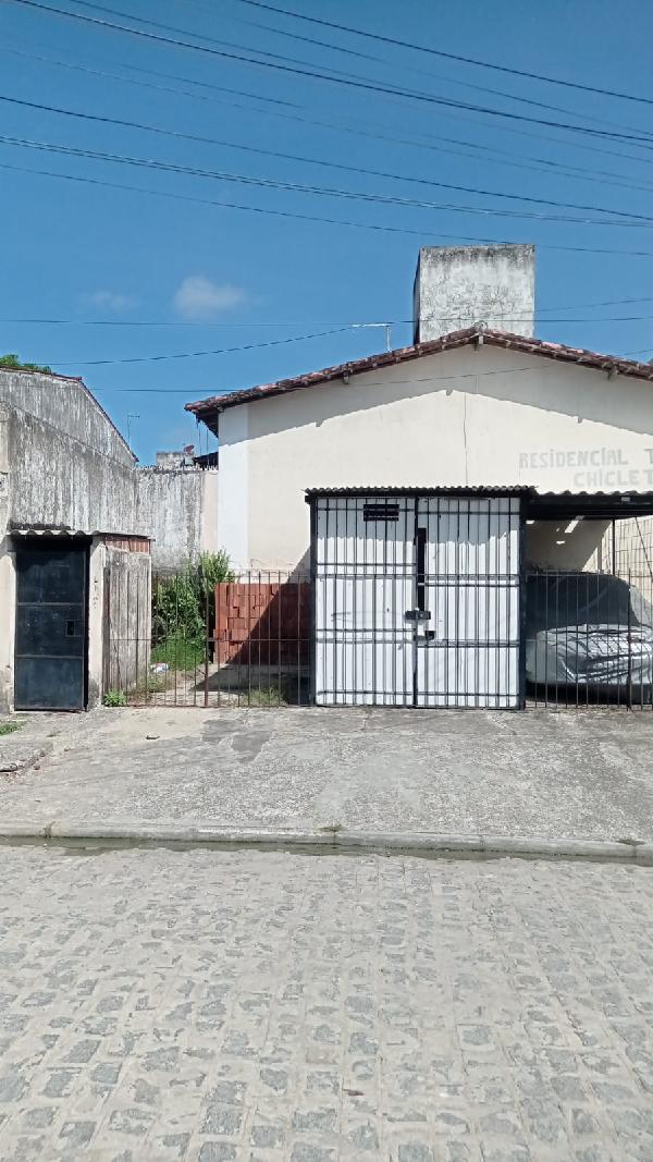 Casa em Itapissuma, Centro, Rua Aracatu, N. 04, Cs 04 Qd E Lt 07, PE. Área: 50m2