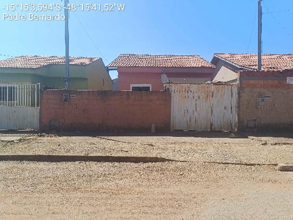 Casa em Padre Bernardo, Centro, Rua Da Paz, N. Sn, Qd 58, Lt 06-A, Setor B, GO. Área: 66.6m2