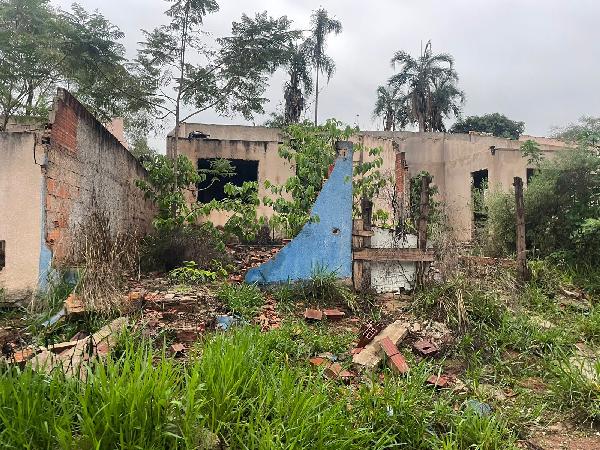 Casa em Santo Antônio do Descoberto, Jardim Ana Beatriz I, Quadra 37, N. Sn, Lote 27, Rua 14, GO. Área: 56.4m2