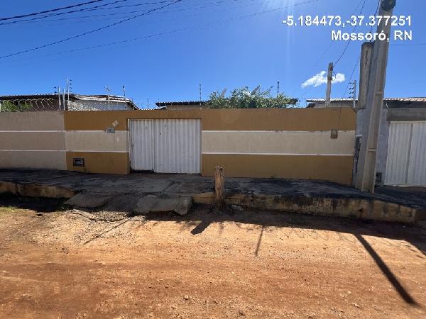 Casa em Mossoró, Dix-sept Rosado, Rua Avani Bezerra De Araujo, N. 155, Quadra 03 Lote 07, RN. Área: 76.5m2