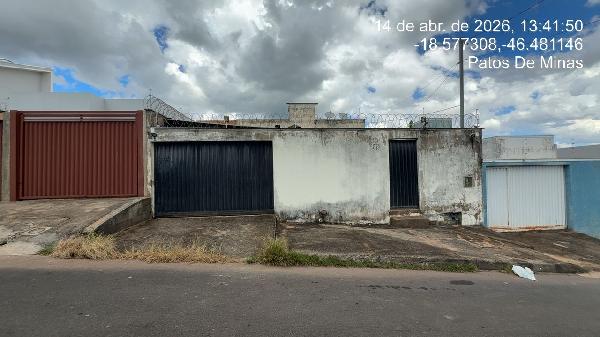 Casa em Patos de Minas, Residencial Monjolo, Rua Clarimundo Da Costa Gontijo, N. 778, Lt 15 Qd 55, MG. Área: 51.25m2
