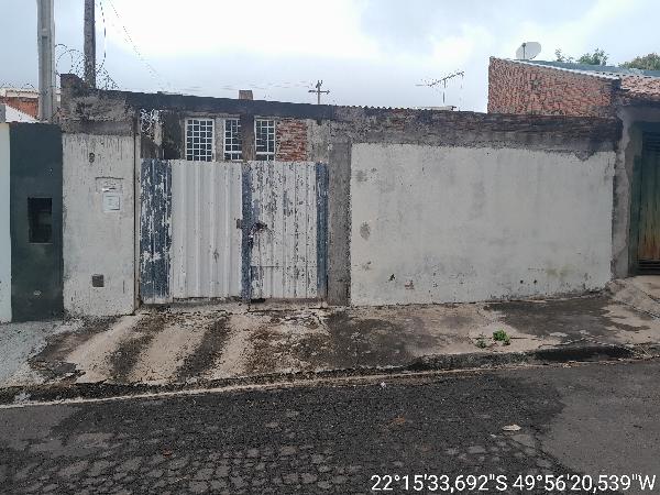 Casa em Marília, Professor Antonio Da Silva Penteado, Rua Joao Cezario Motta, N. 87,, SP. Área: 49.5m2