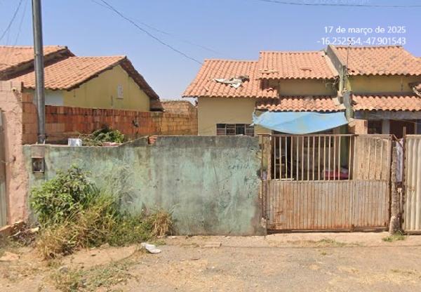 Casa em Luziânia, Parque Estrela Dalva Ii, Rua Carlos Jose Da Rocha, N. Sn, Cs 02 Qd 125 Lt 01-C, GO. Área: 57.61m2