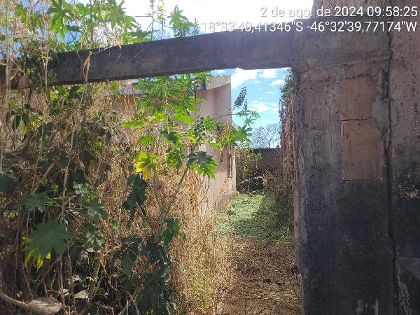 Casa em Patos de Minas, Coracao Eucaristico, Rua Lico Paulino, N. 46, Lt 18 Qd 16, MG. Área: 59.9m2
