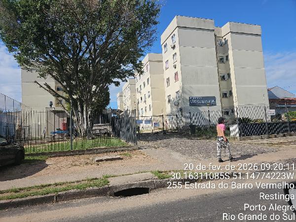 Apartamento em Porto Alegre, Restinga, Estrada Barro Vermelho, N. 241, Apto 304, Bl 07, Vaga Box 135, RS. Área: 54.66m2