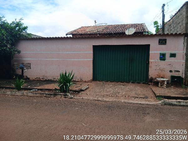 Casa em Bom Jesus de Goiás, Antonio F De Oliveir, Rua Joao David Dias Pereira, N. 340,, GO. Área: 73.93m2