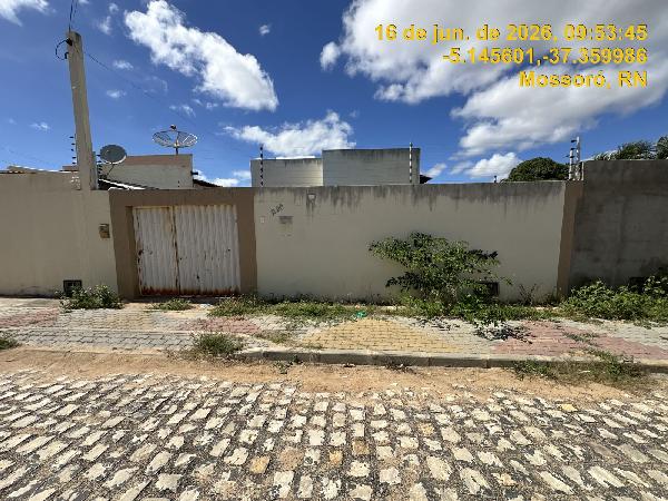 Casa em Mossoró, Santa Delmira, Rua Pedro Rodrigues De Lima, N. 220, Lt 0101, RN. Área: 58.2m2