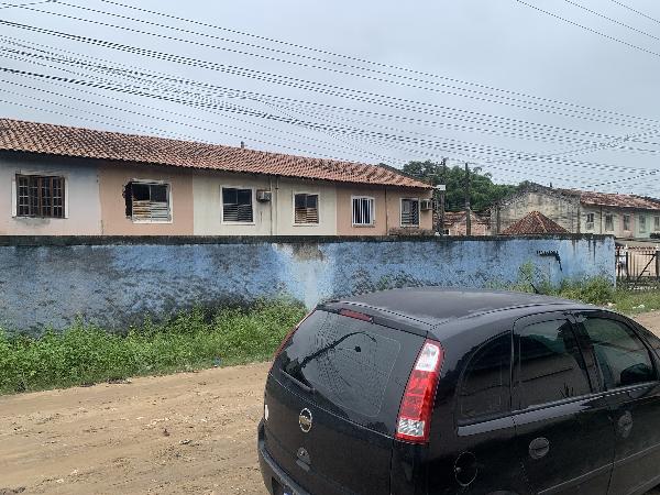 Casa em Belford Roxo, Pauline, Rua Ieda, N. 300, Cs 57, RJ. Área: 43.86m2