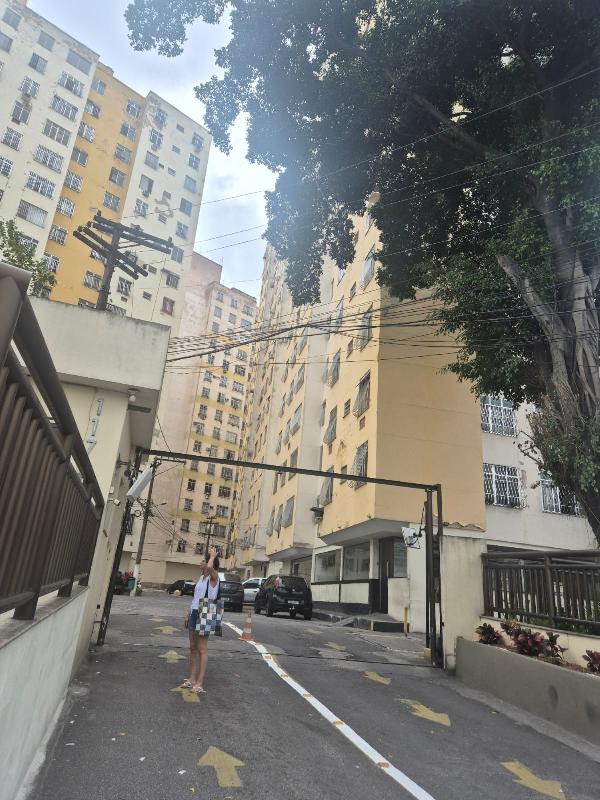 Apartamento em São Gonçalo, Antonina, Rua Nilo Pecanha, N. 1170, Apto 407, Bl 03, RJ. Área: 56m2