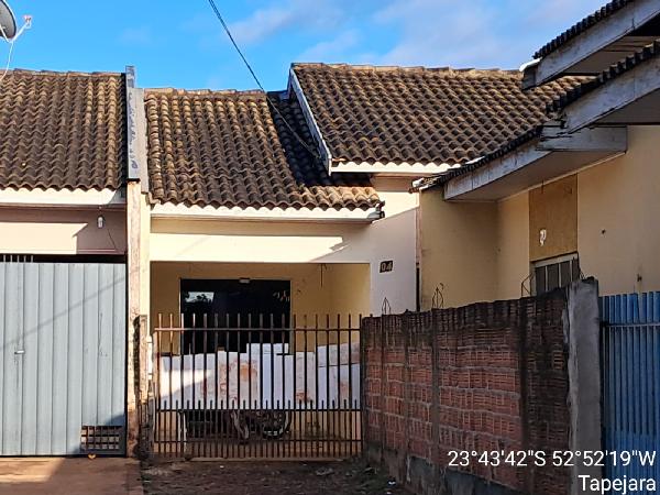 Casa em Tapejara, Lot São Vicente, Rua Matilde Gomes, N. 585, Cs04, PR. Área: 71.78m2