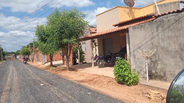 Casa em Piracuruca, Olho Dágua, Rua Proj Rildo De Melo Cerqueira, N. 30,, PI. Área: 70m2