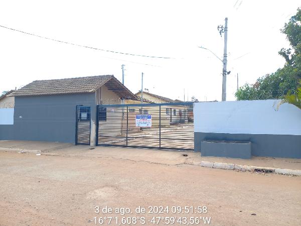 Casa em Padre Bernardo, Vila Divineia, Avenida Goias, N. Sn, Lt 10 Qd 88 Gleba B, GO. Área: 65.45m2