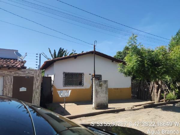 Casa em Água Branca, Tinguis, Luiza De Paiva Vasconcelos, N. Sn, Lt17 Qd 15 -Lot Sambaiba Dos Vasconcel, PI. Área: 49.28m2