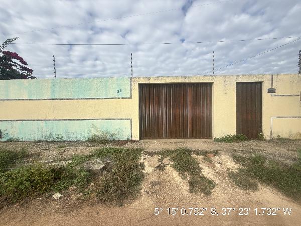 Casa em Mossoró, Itapetinga, Rua FlorÂNia, N. 21, Lote 07, Quadra 05, RN. Área: 59.87m2