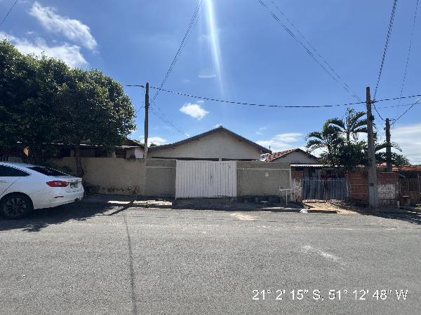 Casa em Guaraçaí, Conjunto Habitacional Santo Antonio, Rua Antonio Zilli, N. 151, Lote 3, Quadra C, SP. Área: 114.61m2
