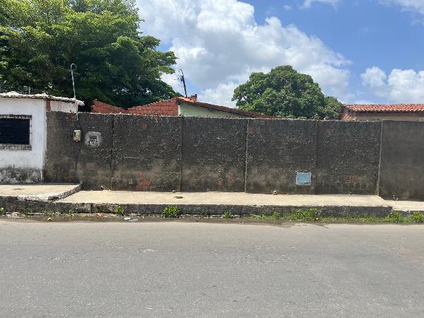 Casa em Itaitinga, Gererau, R Sdo A, N. 136, Lts 03 E 04 Qd D, CE. Área: 74m2