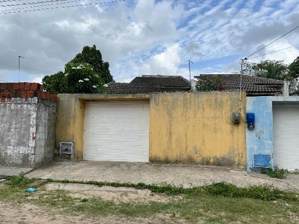 Casa em Horizonte, Catole, Rua Jose Martins De Sousa, N. 222, Csa Geminada, CE. Área: 76.25m2