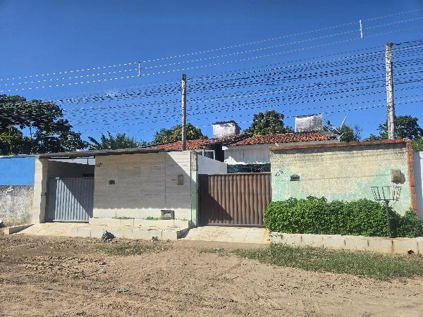 Casa em Santa Rita, Vale De Santa Rita I, Rua Projetada, N. 92, 92b, Loteamento Vale De Santa Rita I, PB. Área: 69.95m2
