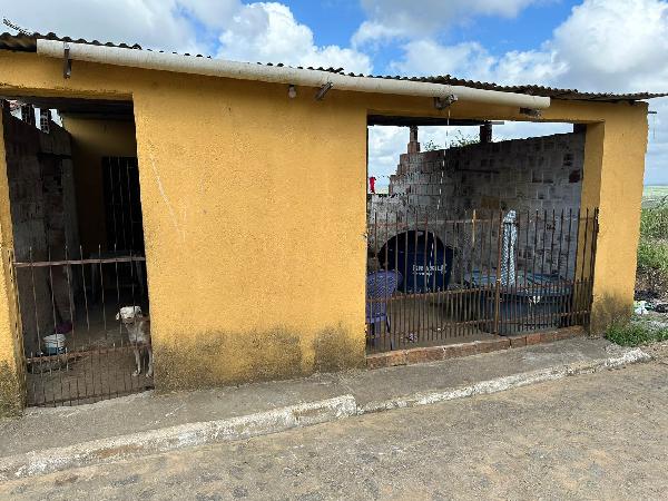 Casa em Chã de Alegria, Loteamento Nova Cha, Rua Projetada G, N. S/N, Qd G Lt 18 Cs C Lot Nova Cha De Alegri, PE. Área: 50.36m2