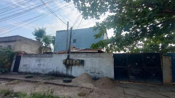 Casa em São Gonçalo, Bom Retiro, Rua Cardeal Saraiva, N. 378, Cs 04, RJ. Área: 58.23m2