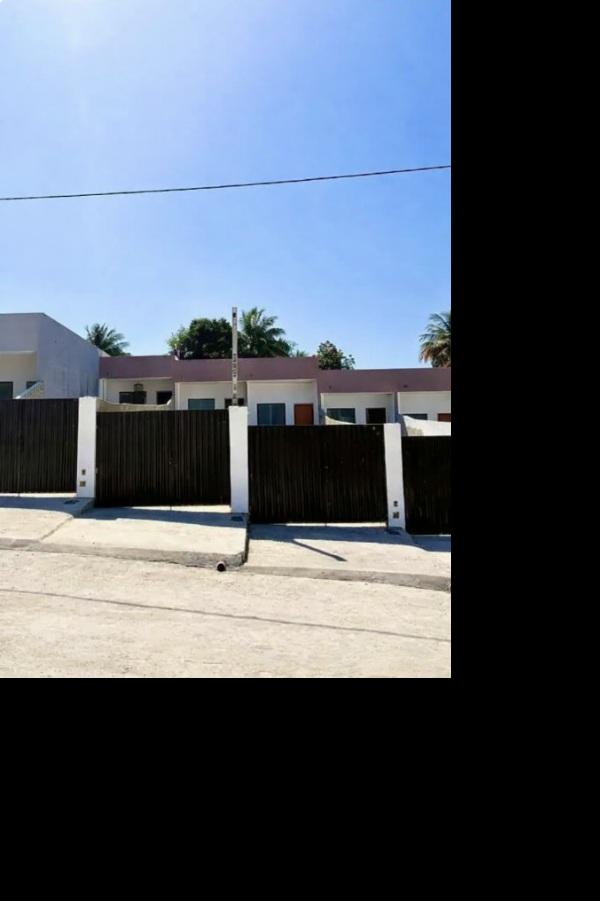 Casa em São Gonçalo, Vista Alegre, Rua Canada, N. 764, Cs Base, RJ. Área: 52.56m2