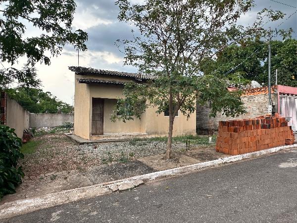 Casa em Acorizal, Candonga, Av Antonio Hermenegildo, N. Sn,, MT. Área: 69m2