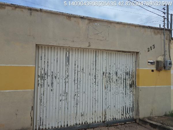 Casa em Timon, Planalto Boa Esperanca, Rua Treze, N. 213, Qd 36 Lts 17 18 Partes, MA. Área: 89.49m2