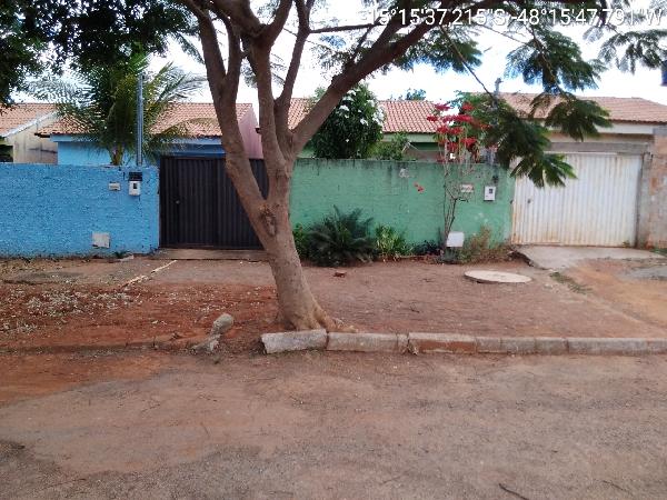 Casa em Padre Bernardo, Centro, Quadra 8, N. Sn, Lt 12, Av Rui Barbosa, GO. Área: 63.38m2
