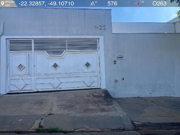 Casa em Bauru, Vila Industrial, R Cicero Andrade, N. 1-22, Parte Lt E - Qd 140, SP. Área: 112.8m2