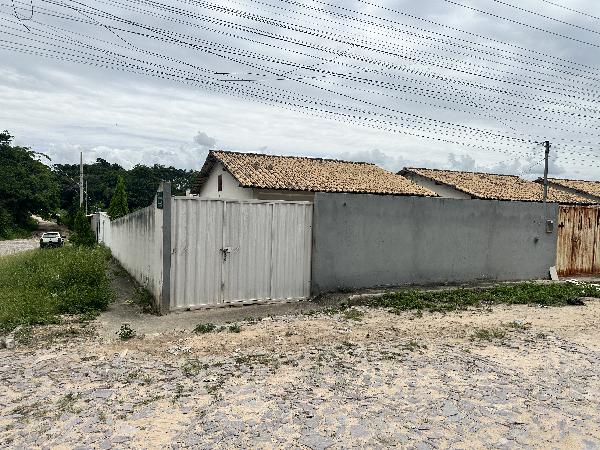 Casa em Esmeraldas, Dumaville, Rua Dos Bemtevis, N. 256, Cs 01 Lt 09 Qd 10, MG. Área: 57.12m2