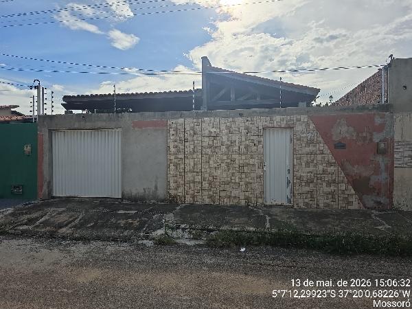 Casa em Mossoró, Granja Canaa, Rua Cadillac, N. 61, Lote 06 Quadra 08, RN. Área: 64.25m2