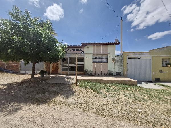 Casa em Caraúbas, Leandro Bezerra, Rua Antonio Gomes De Melo, N. 158,, RN. Área: 79.8m2
